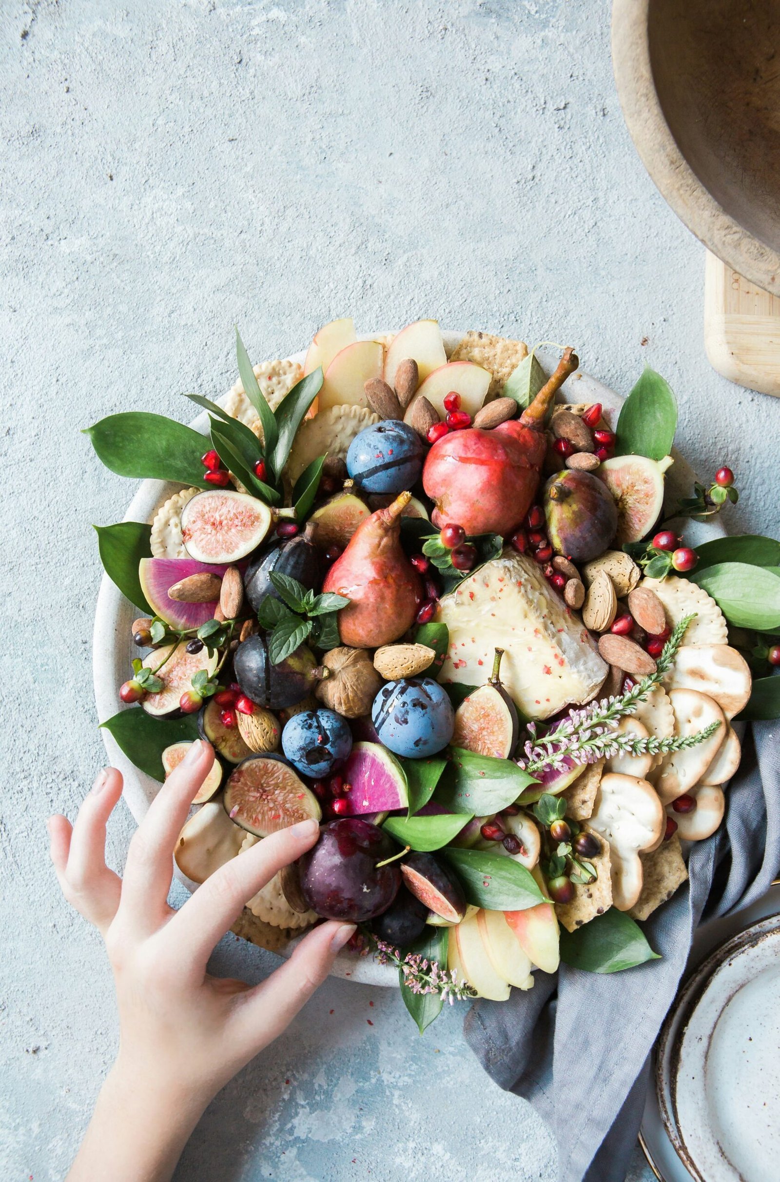 assorted fruits in bowl