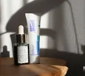 العناية بالبشرة الدهنية وحب الشباب