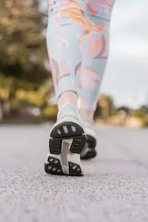 فوائد المشي صباحا للرجال
