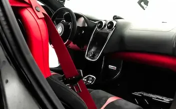 السيارات الفاخرة أفضل ميزات الأمان أثناء القيادة ليلاً