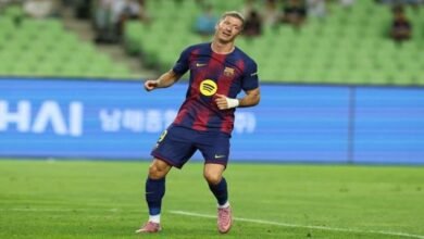 ليوندكوسكي مهاجم برشلونه